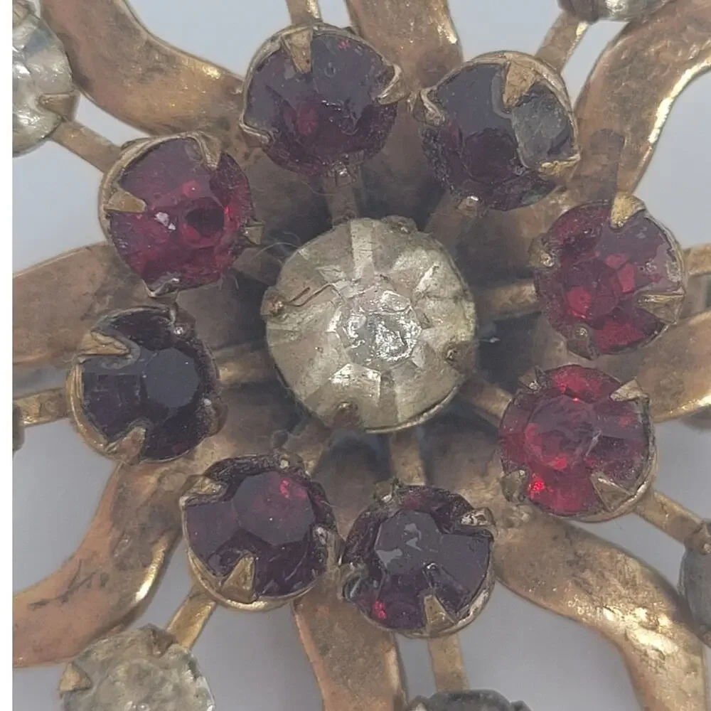 Vintage Atomic Starburst Brooch‎ Red White Rhinestone Retro Statement Glam